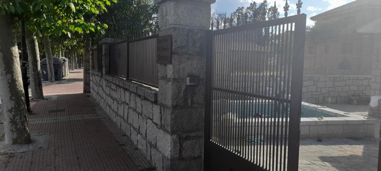 Casa Rural El Abuelo Arturo Becerril de la Sierra Εξωτερικό φωτογραφία