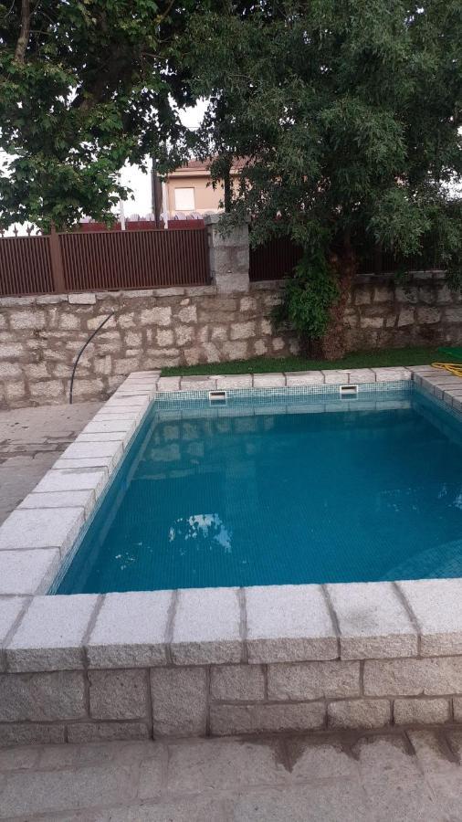 Casa Rural El Abuelo Arturo Becerril de la Sierra Εξωτερικό φωτογραφία